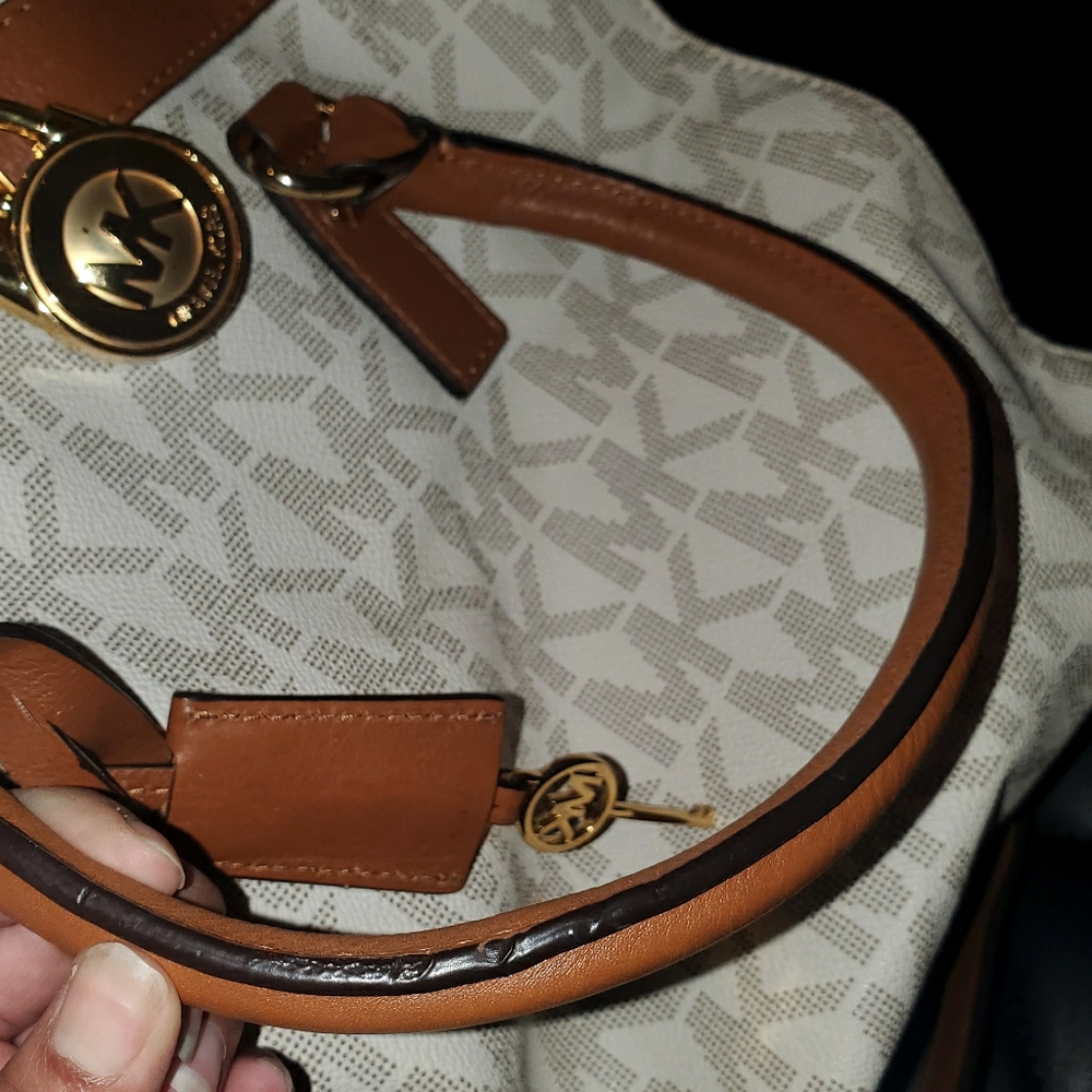 Sold.Michael Kors Hamilton Satchel Tote bag - Picture 3 of 15